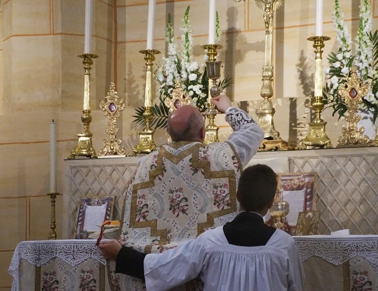 messe jouachim rognée